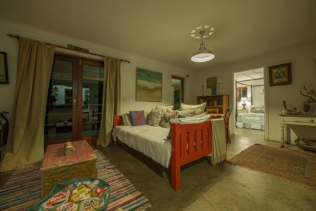 Stone Cottage Self-Catering Apartments Plettenberg Bay Eksteriør billede